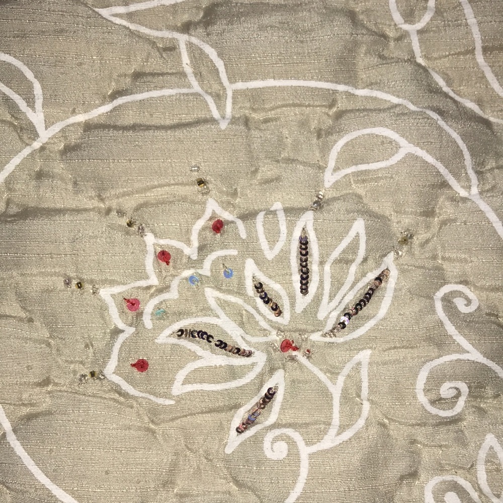 Quilted Comforter with Beading & 2 Pillow Shams - Picture 2 of 12